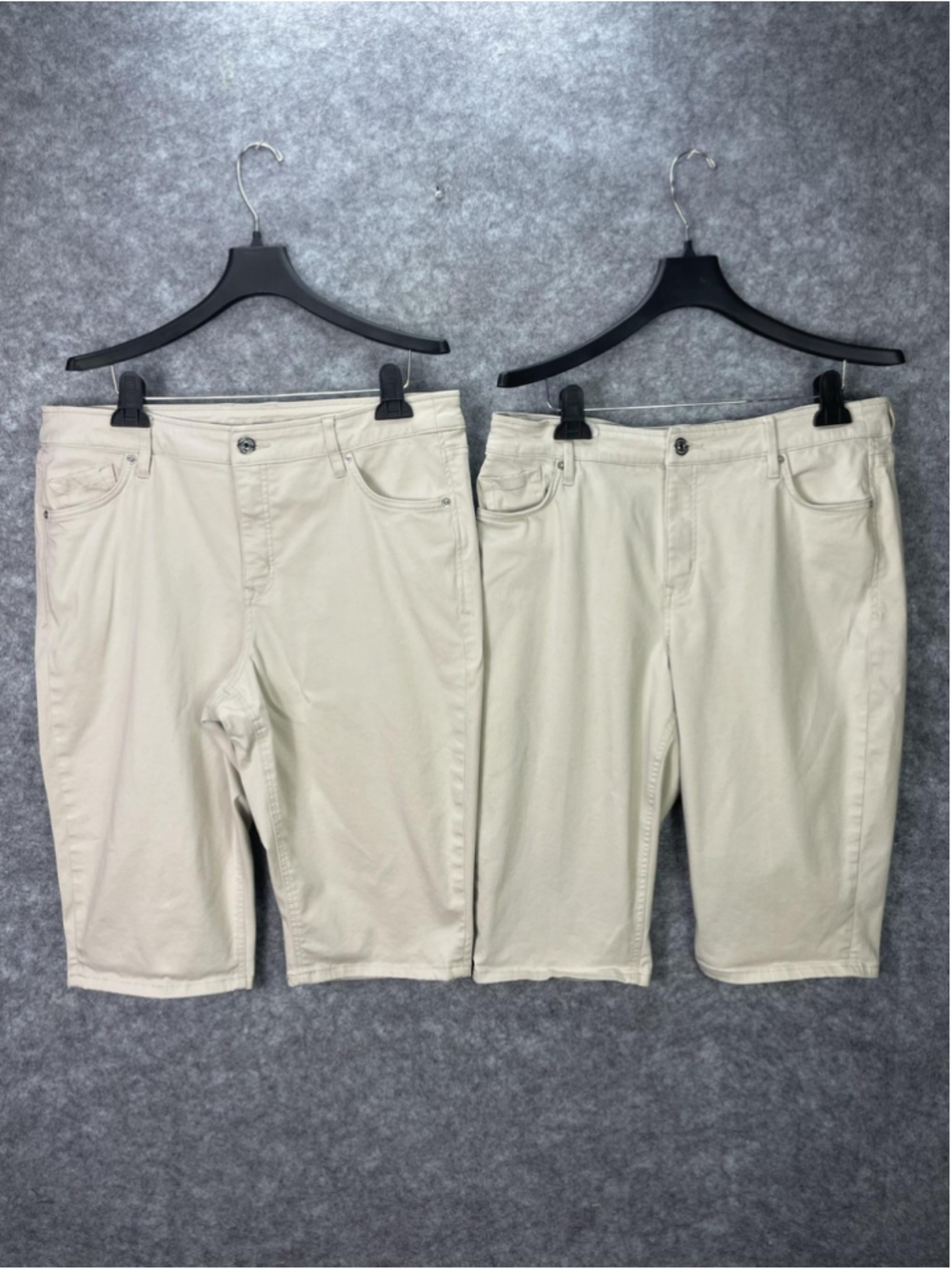 Tommy Bahama Shorts Womens 14 Beige Boracay Beach Stretch Bermuda Chino Lot 2